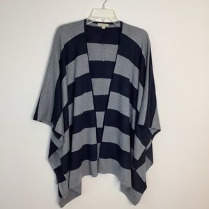 Loft, Women’s, Travel wrap. One size, NWOT.